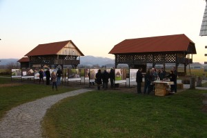 Razstava bo v Deželi kozolcev na ogled do konca meseca marca_Foto_Franc Pepelnak